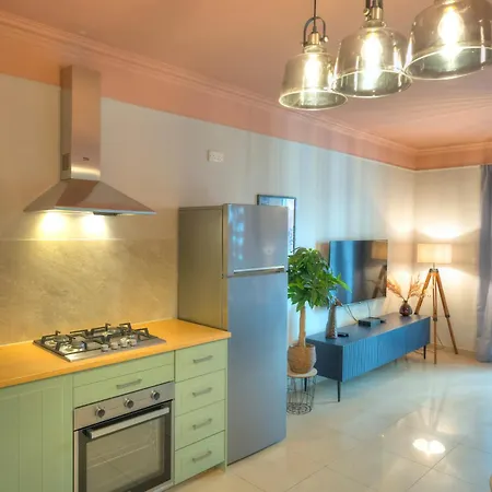 Beautifully Furnished, Cosy 2bedroom Flat Goslm-12 سليمة