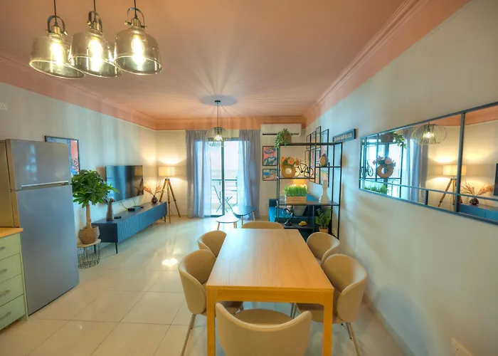 Beautifully Furnished, Cosy 2bedroom Flat Goslm-12 Apartment *