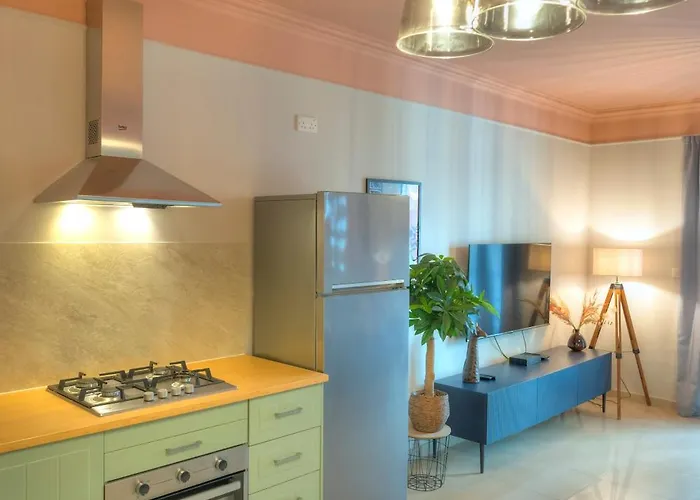 Beautifully Furnished, Cosy 2bedroom Flat Goslm-12 Sliema