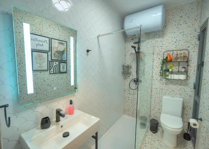 Beautifully Furnished, Cosy 2bedroom Flat Goslm-12 Apartment